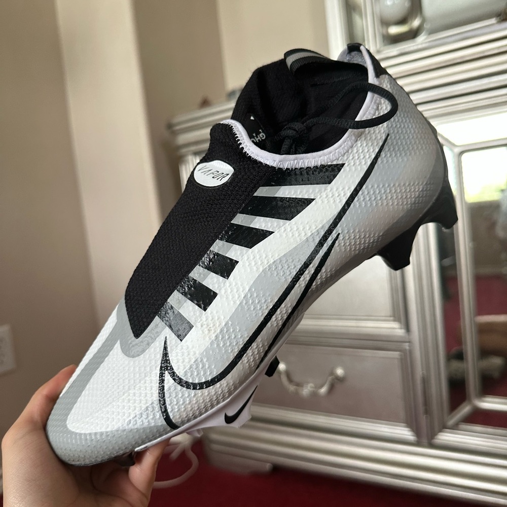 Nike Adults' Vapor Edge Elite 360 Football Cleats